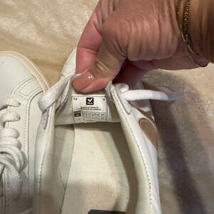 Veja White Athletic Shoes with Classic Design